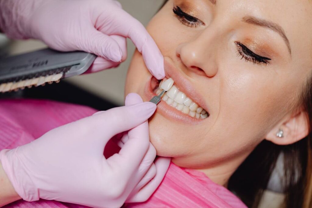 patient dental veneers treatment