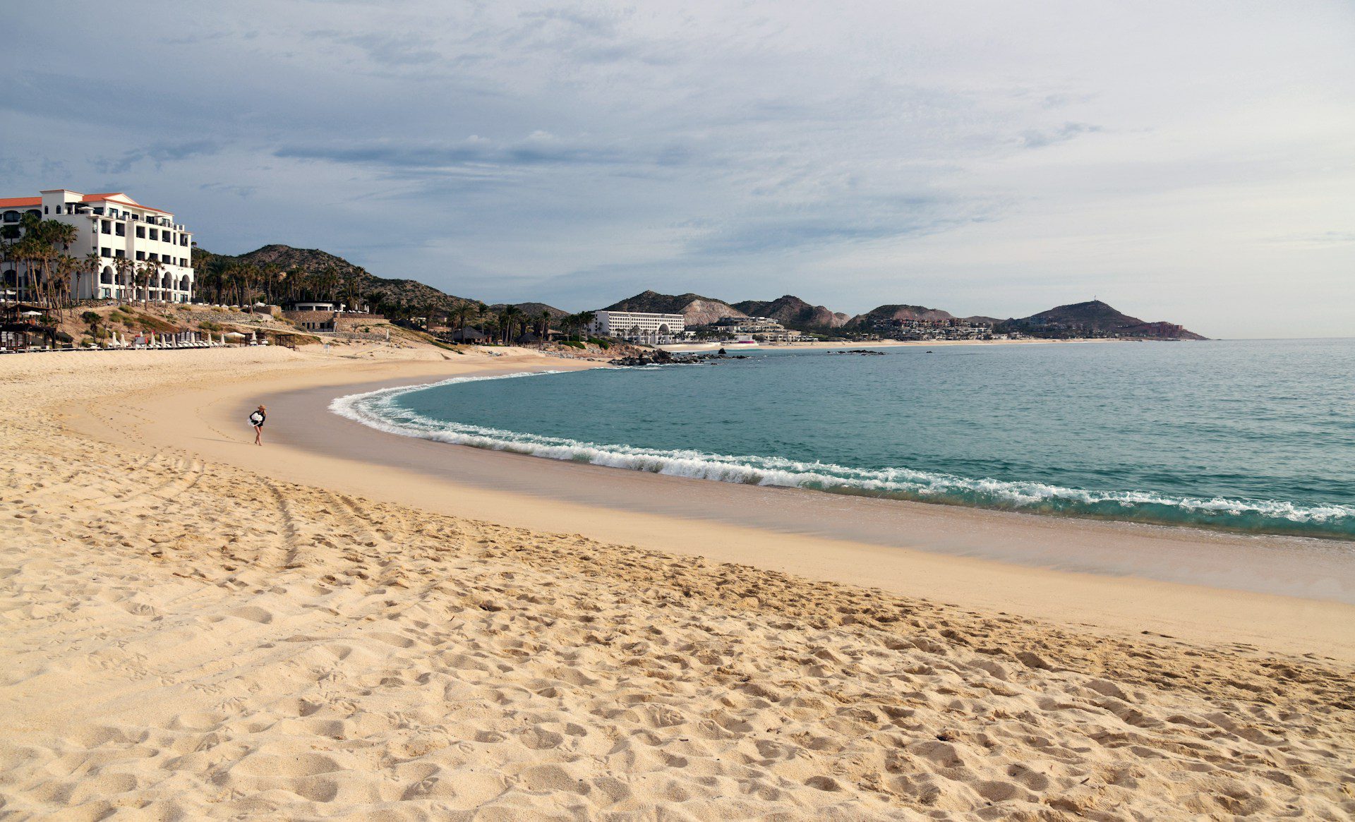 hotels near a sandy beach